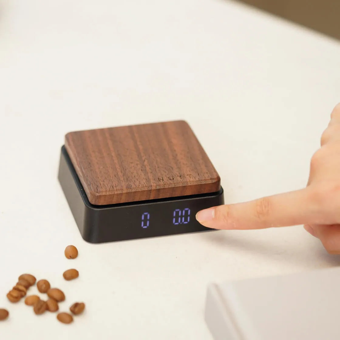 Nuttii | Geo-C Coffee Lite Scale - Wood