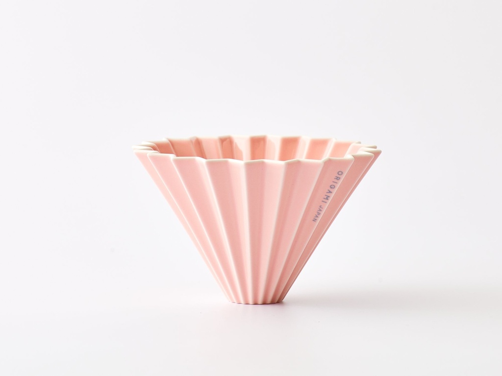 Matte Pink Origami Dripper M with Plastic Holder